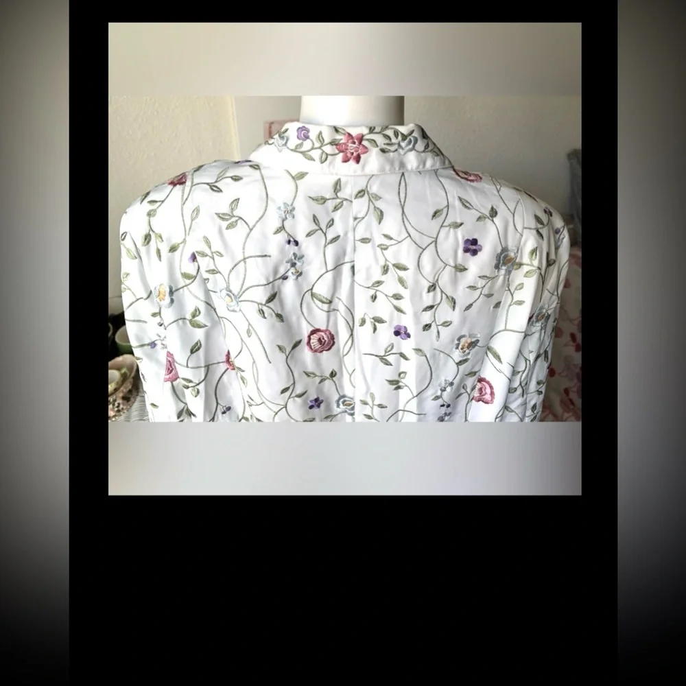 Maggie Sweet Vintage Longline Coat Dainty Floral Multicolor Embroidered Size L